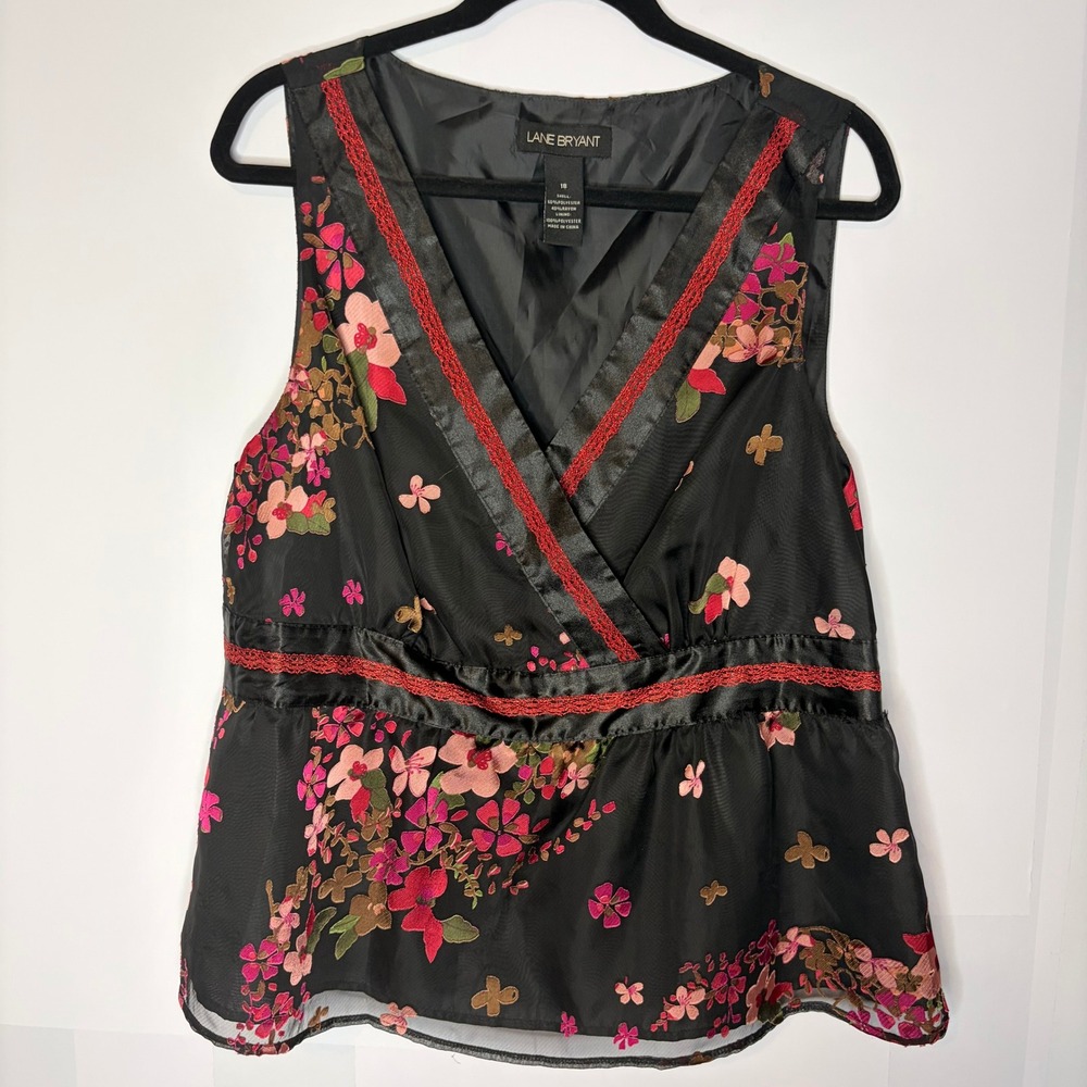 Lane Bryant Floral Blouse 18 Boho Black Red Lace Trim Surplice V-Neck Sleeveless